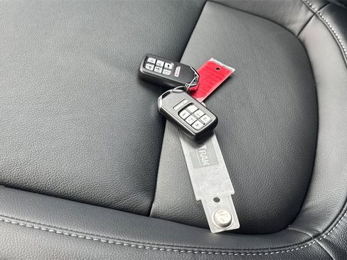 Certified 2021 Honda Odyssey Touring image 10