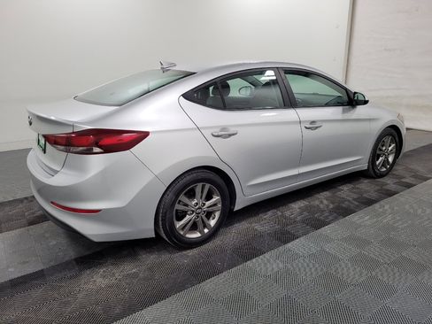 Used 2018 Hyundai Elantra SEL image 10