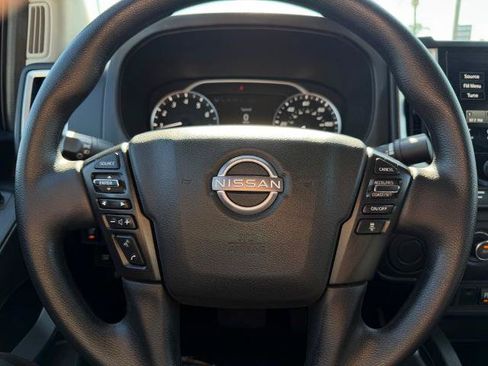 Certified 2025 Nissan Frontier SV RWD image 22