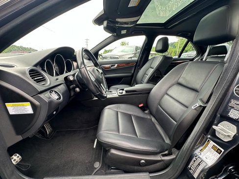 Used 2014 Mercedes-Benz C 250 Sedan image 7
