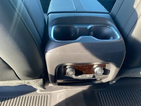 New 2026 Buick Enclave Preferred w/ LPO, Floor Liner Package image 13