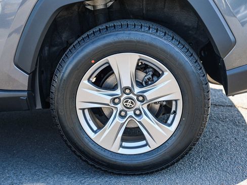 Certified 2022 Toyota RAV4 XLE FWD image 28