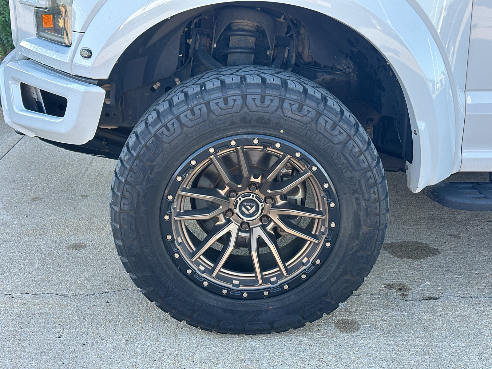 Used 2017 Ford F150 Raptor w/ Equipment Group 802A Luxury AWD/4WD image 7