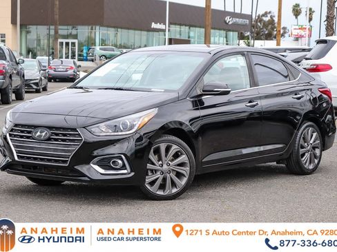 Used 2018 Hyundai Accent Limited image 1