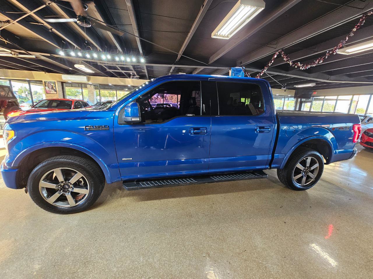 Used 2015 Ford F150 Lariat w/ Equipment Group 502A Luxury AWD/4WD image 4