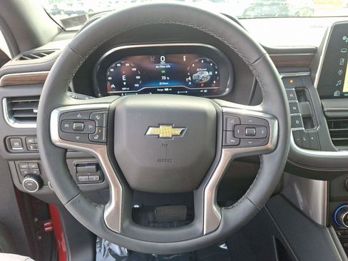 Used 2024 Chevrolet Suburban Premier w/ Premium Package image 21