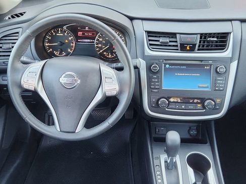 Used 2016 Nissan Altima 2.5 SV w/ Convenience Package image 26