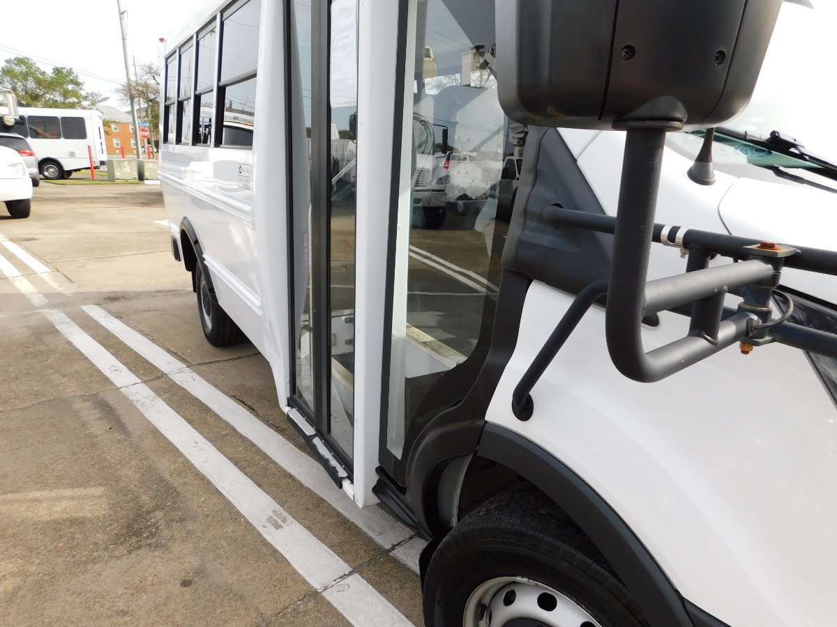 Used 2016 Ford Transit 250 138 RWD image 6