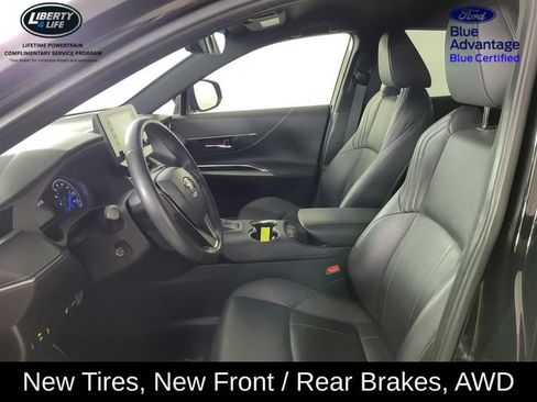 Used 2021 Toyota Venza XLE w/ Softex Package AWD/4WD image 13