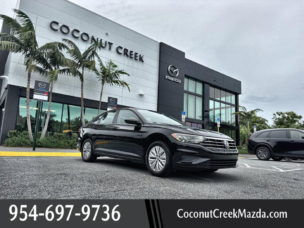 Used 2019 Volkswagen Jetta FWD image 1