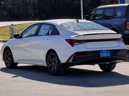 New 2026 Hyundai Elantra Sport image 11