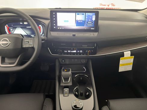 New 2026 Nissan Rogue Platinum w/ Platinum Premium Package image 18