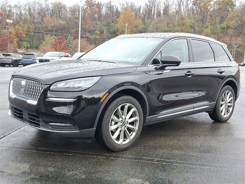 Used 2022 Lincoln Corsair AWD w/ Premium Package image 3