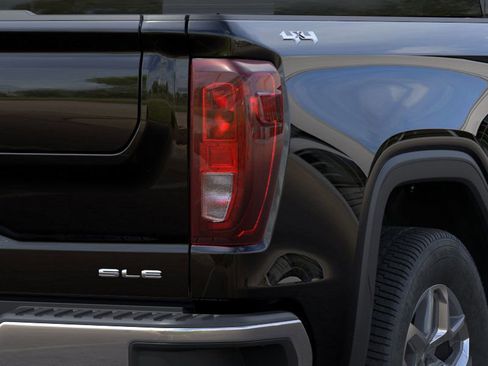 New 2026 GMC Sierra 1500 SLE w/ Preferred Package image 11