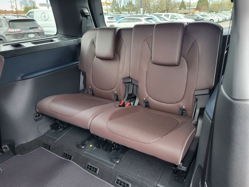 New 2025 Volkswagen ID. Buzz Pro S image 18