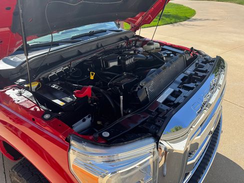 Used 2015 Ford F250 Lariat w/ Lariat Ultimate Package image 23