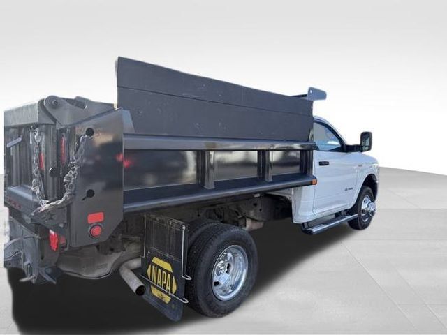 Used 2022 RAM 3500 Tradesman w/ Chrome Appearance Group AWD/4WD image 24