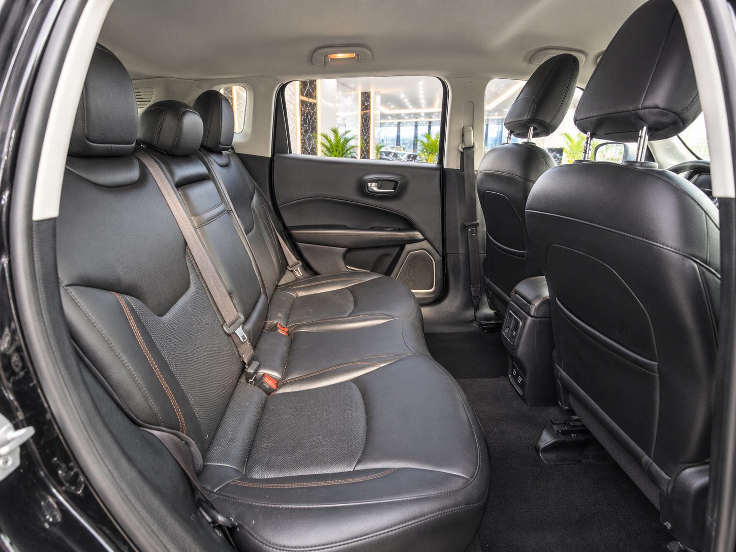 Used 2019 Jeep Compass Limited w/ Safety & Security Group AWD/4WD image 12
