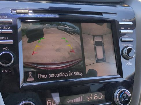 Used 2024 Nissan Murano SL FWD image 21
