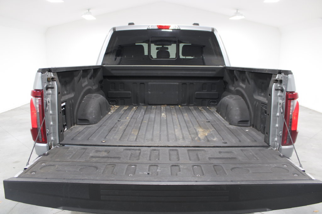 Used 2025 Ford F150 XLT w/ Equipment Group 302A MID AWD/4WD image 17