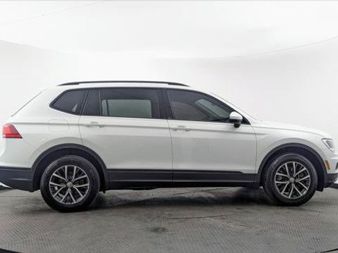 Used 2021 Volkswagen Tiguan S FWD image 9