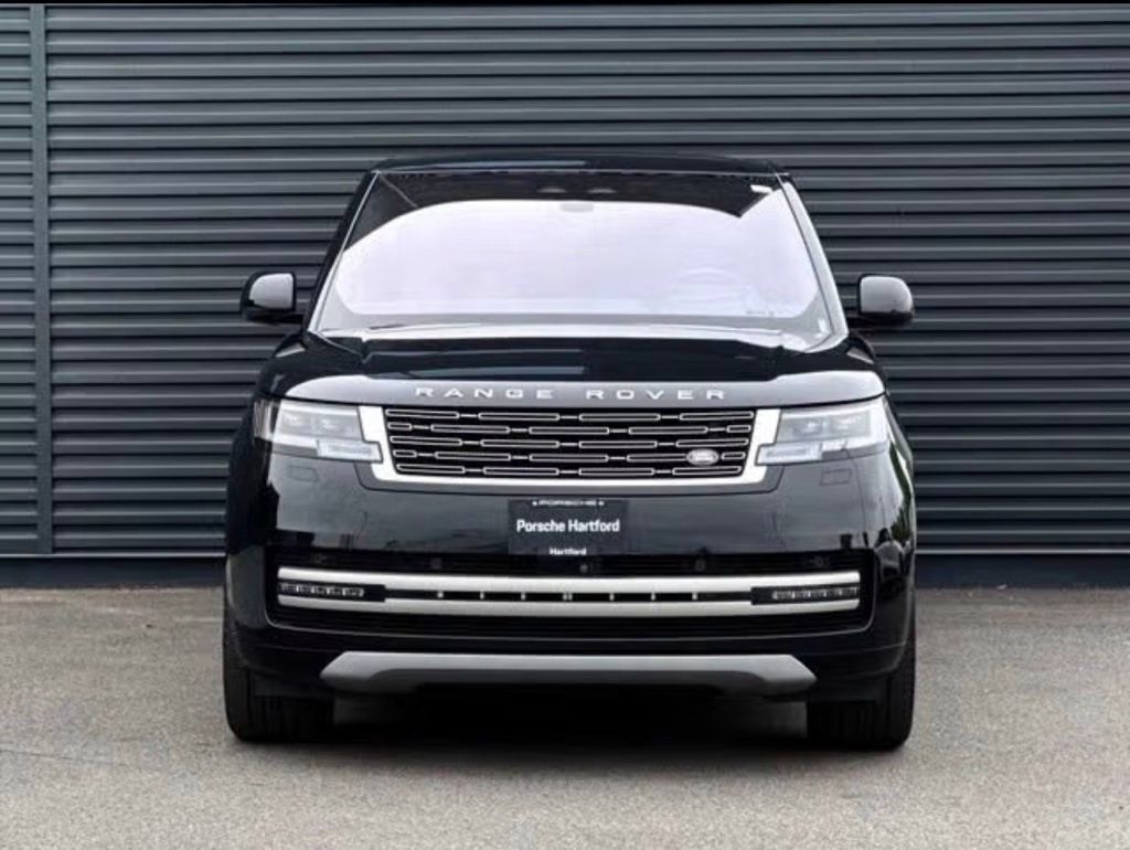 Used 2023 Land Rover Range Rover SE AWD/4WD image 7