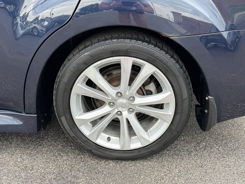 Used 2013 Subaru Legacy 2.5i Limited AWD/4WD image 8