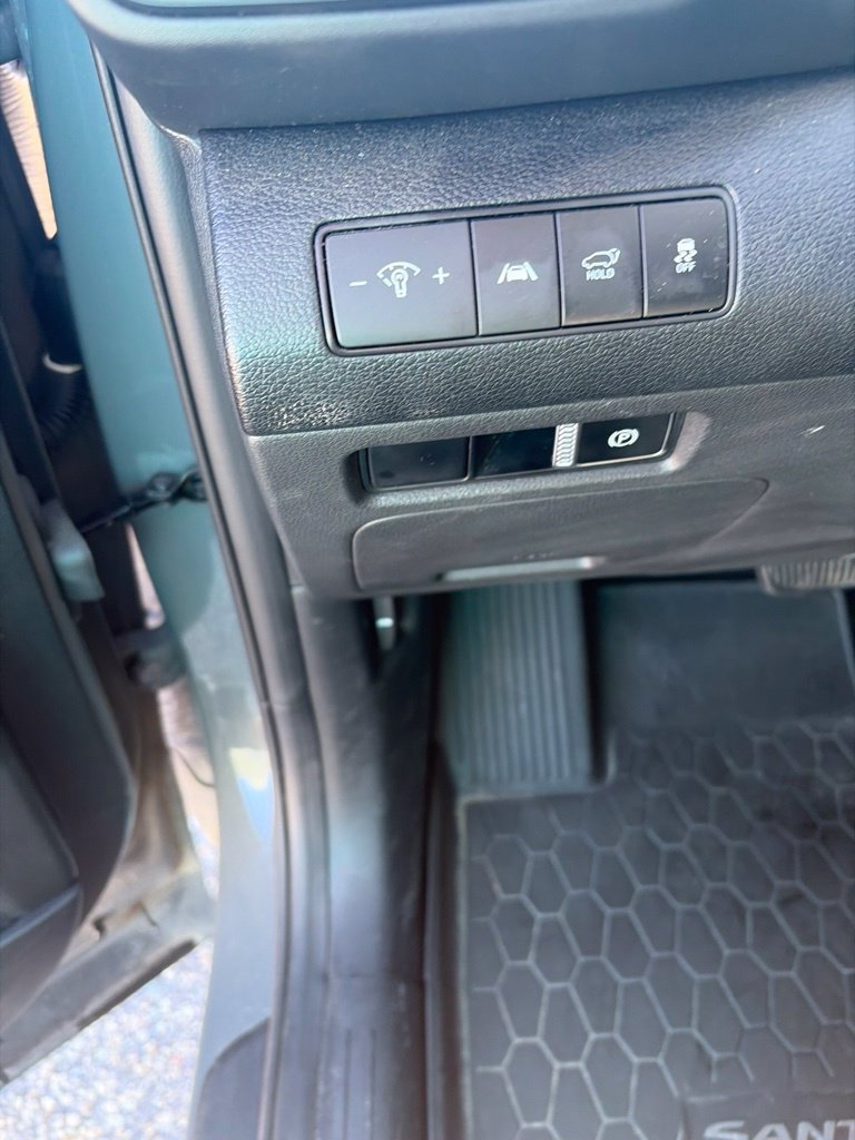 Used 2023 Hyundai Santa Fe SEL AWD/4WD image 12