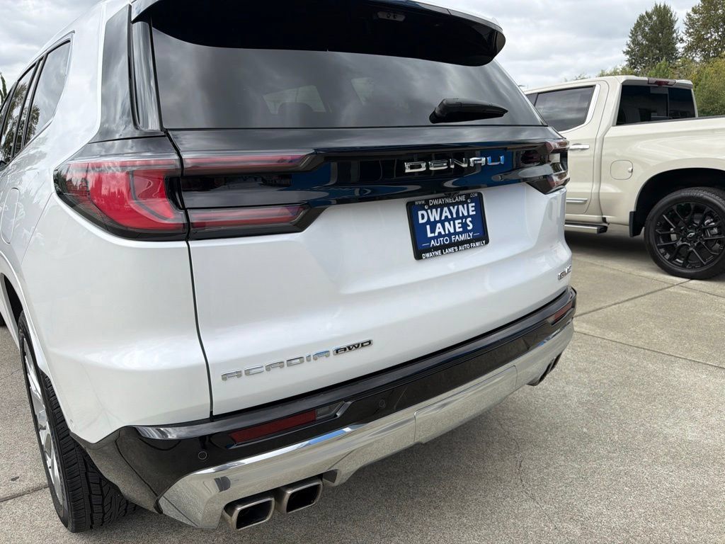 Used 2024 GMC Acadia Denali w/ Super Cruise Package AWD/4WD image 10