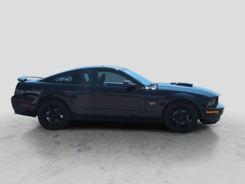 Used 2008 Ford Mustang GT Premium RWD image 9