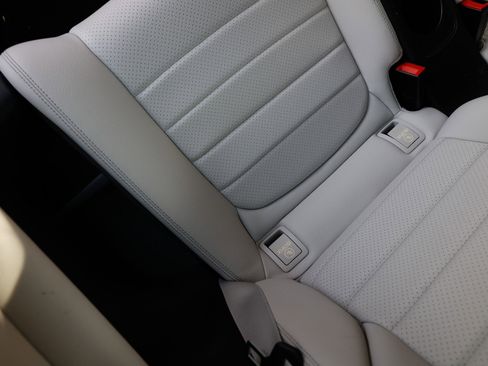 Used 2018 Mercedes-Benz C 300 Coupe image 13