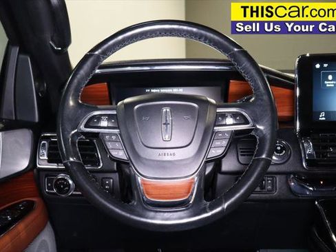 Used 2018 Lincoln Navigator L Reserve w/ Technology Package AWD/4WD image 13