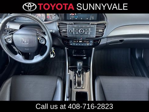 Used 2017 Honda Accord Sport image 4