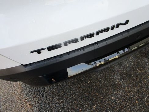 New 2026 GMC Terrain Elevation w/ Elevation Premium Package image 11