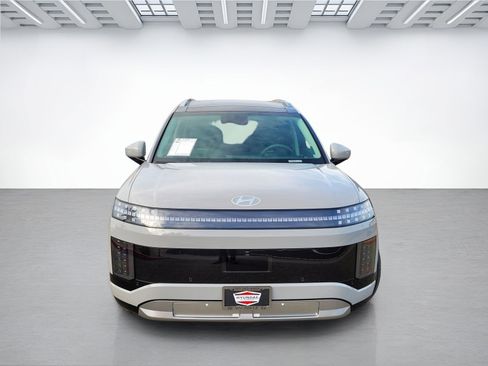 Certified 2026 Hyundai Ioniq 9 Limited image 2