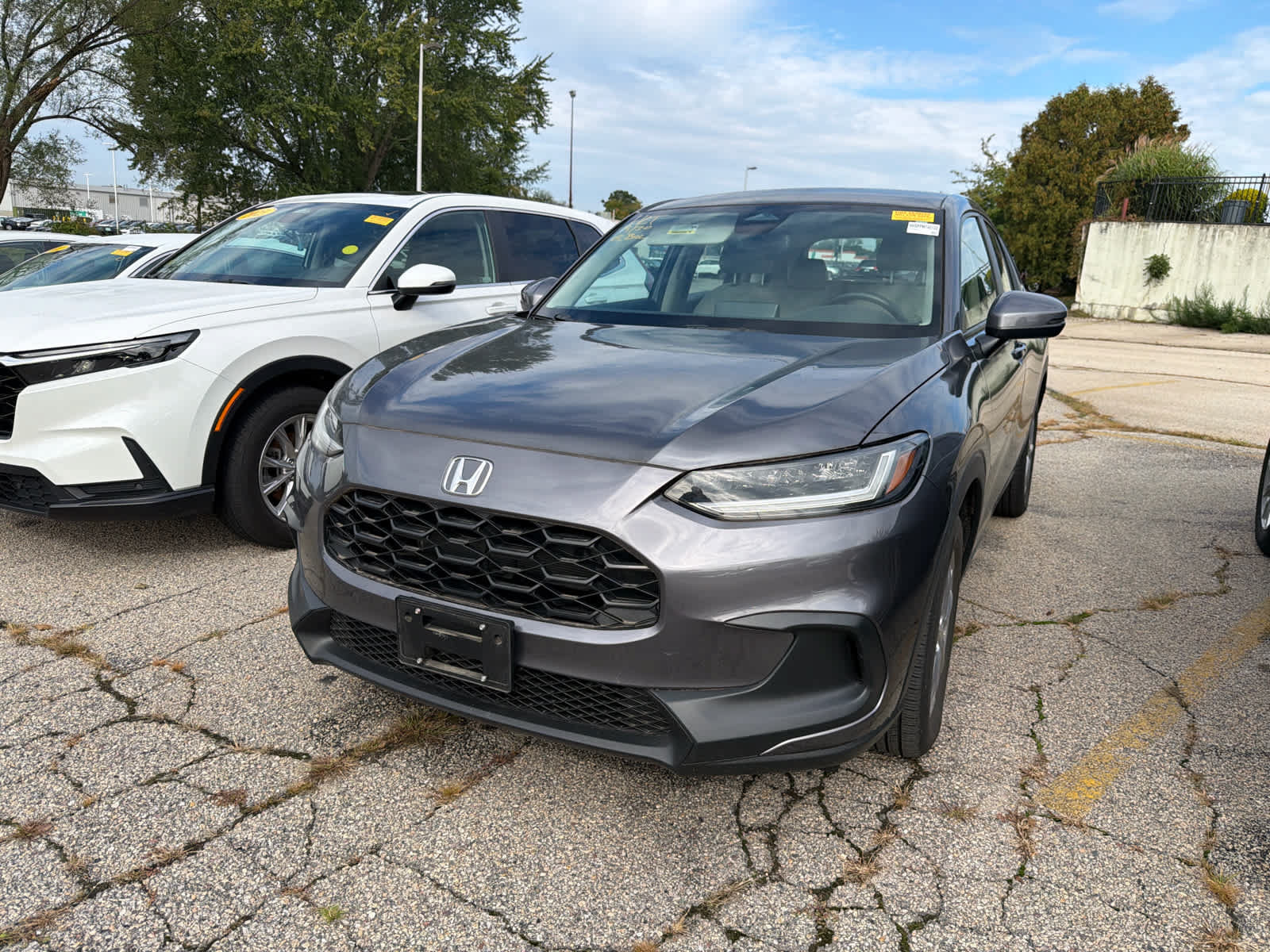Used 2023 Honda HR-V LX image 9