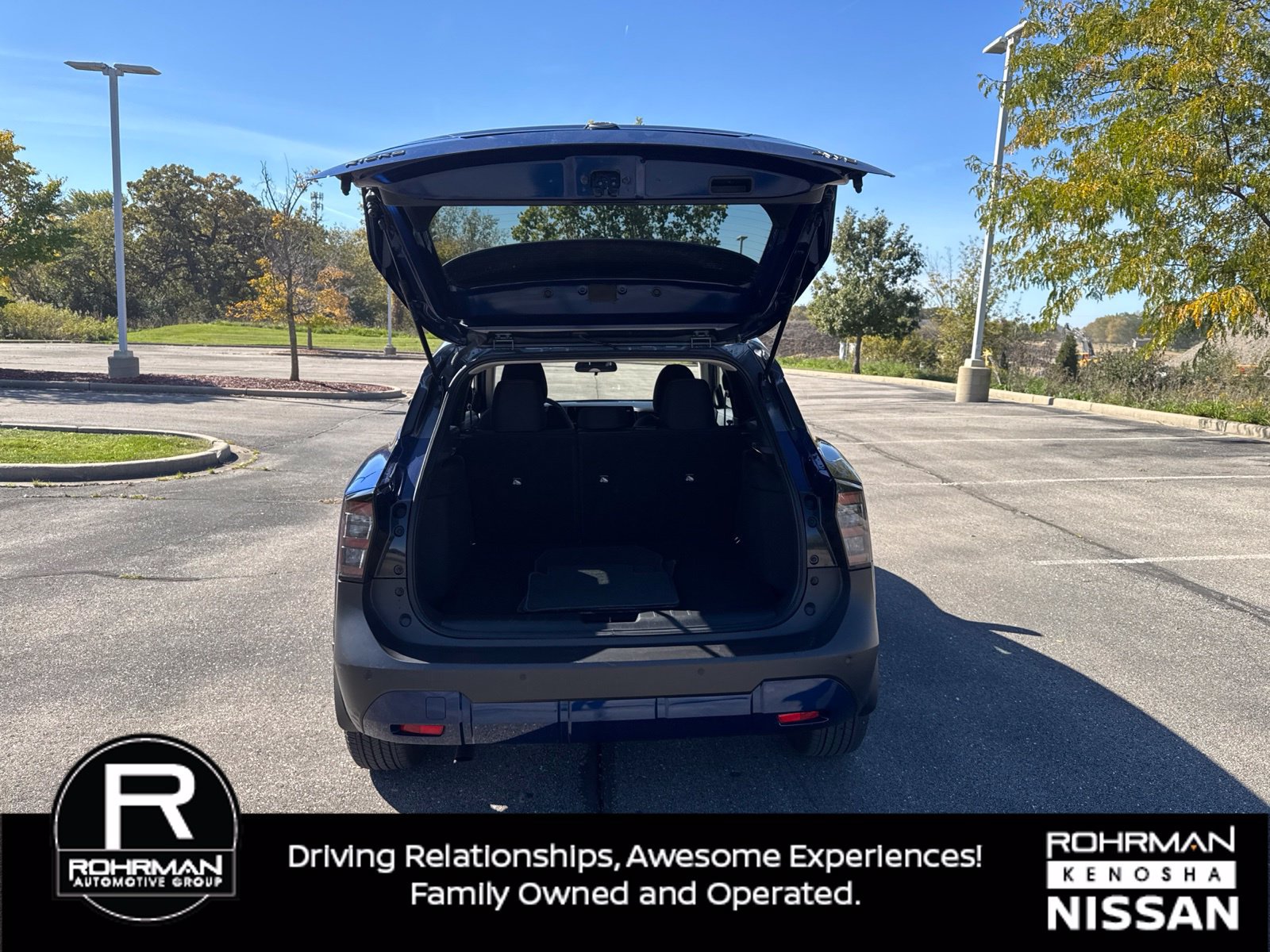 Used 2025 Nissan Kicks SV AWD/4WD image 12