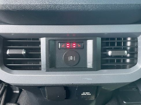 Used 2024 Ford F250 Lariat image 23