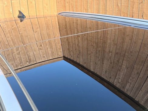 Used 2025 Kia Sorento SX image 18