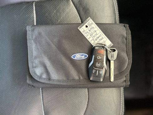 Used 2016 Ford Explorer Limited AWD/4WD image 89