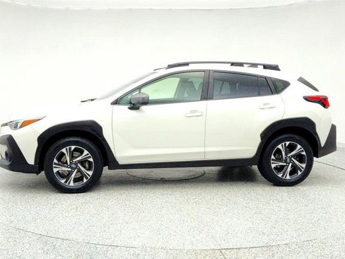 Used 2024 Subaru Crosstrek 2.0i Premium image 8