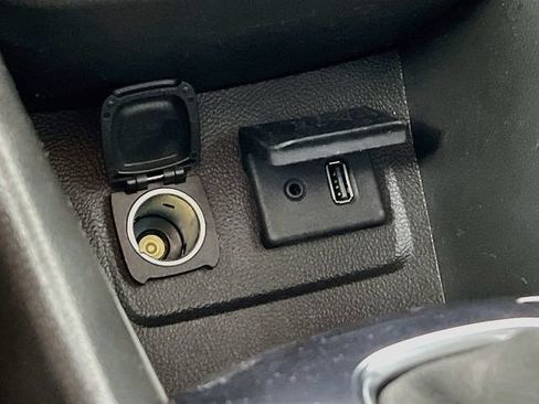 Used 2013 Buick Encore Convenience FWD image 18