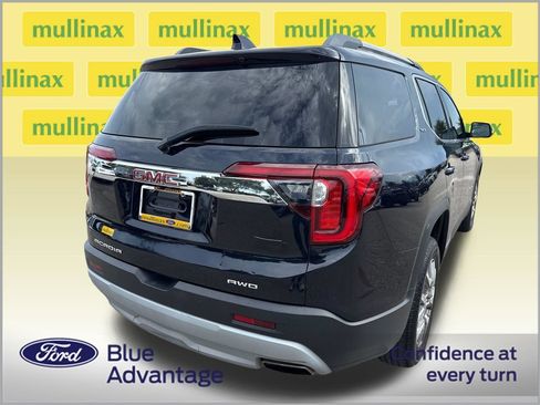 Used 2021 GMC Acadia SLT AWD/4WD image 4