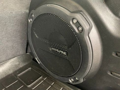 Used 2022 Jeep Wrangler Unlimited Sahara w/ LED Lighting Group image 7