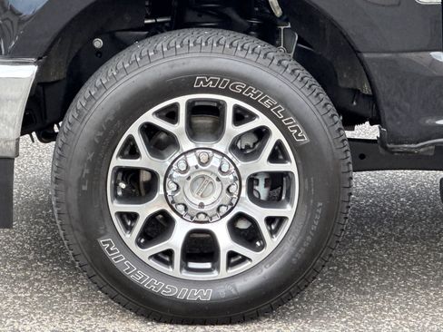 Used 2020 Ford F250 Lariat w/ Lariat Value Package image 26