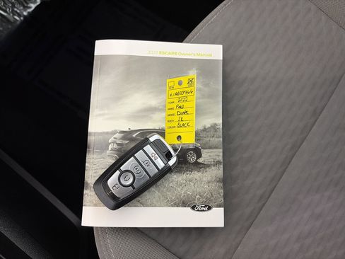 Used 2022 Ford Escape SE w/ Convenience Package image 34