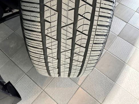 Certified 2025 Mercedes-Benz GLE 53 AMG 4MATIC image 44