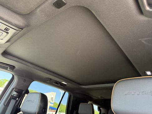 Used 2024 GMC Yukon AT4 w/ AT4 Premium Package AWD/4WD image 14
