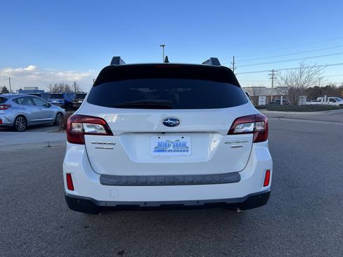 Used 2017 Subaru Outback 3.6R Limited image 12