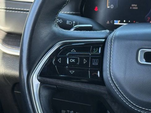 Used 2022 Jeep Grand Cherokee L Overland image 14